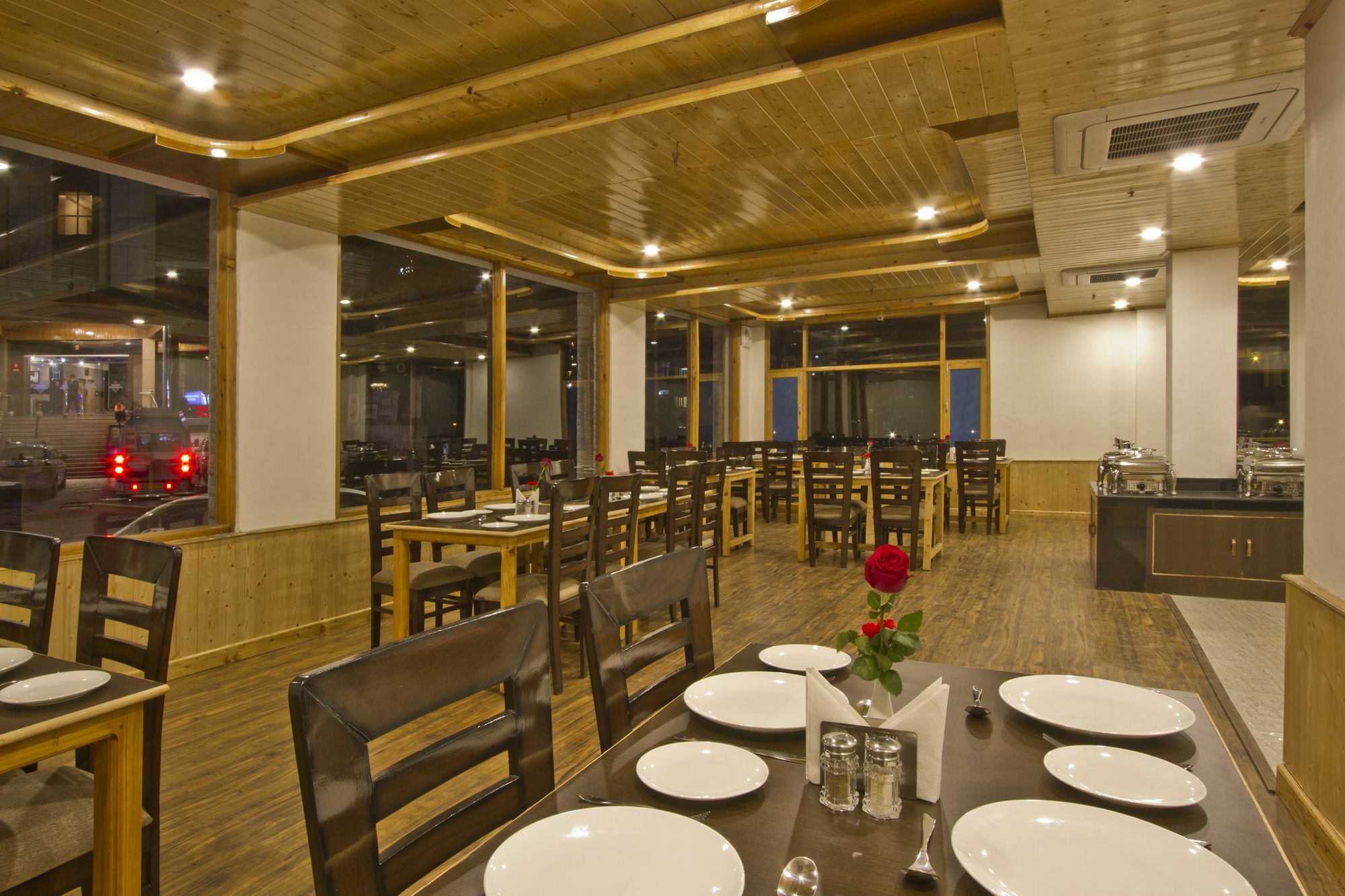 Sarthak Regency By M K Hospitality,Rangri, Manali,Hp,Just 1 Kms From Volvo Parking Hotel Exterior photo